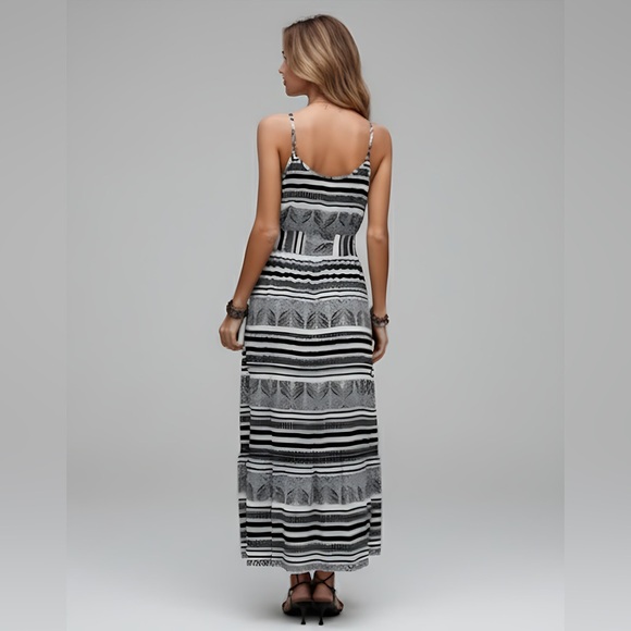 Black/White Boho Belted Knot Front Cami Dress - Picture 4 of 9